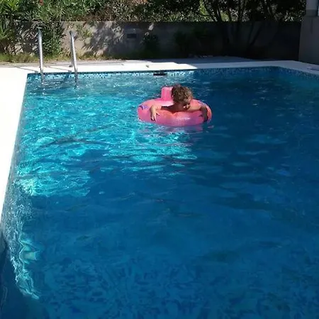 Dona -two Bedroom With Shared Swimming Pool Lejlighed Vela Luka