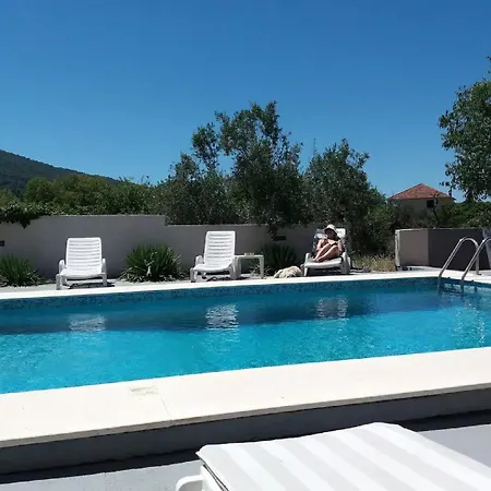 Dona -two Bedroom With Shared Swimming Pool Apartamento
